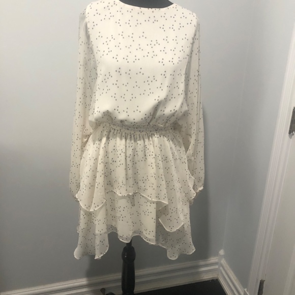 Cream flouncy medium sheer lined dress - Picture 2 of 4